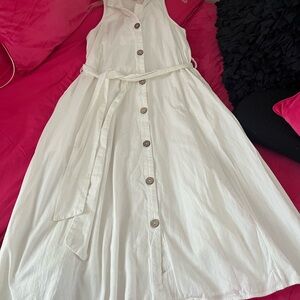 Sleeveless White Button-Down  Dress